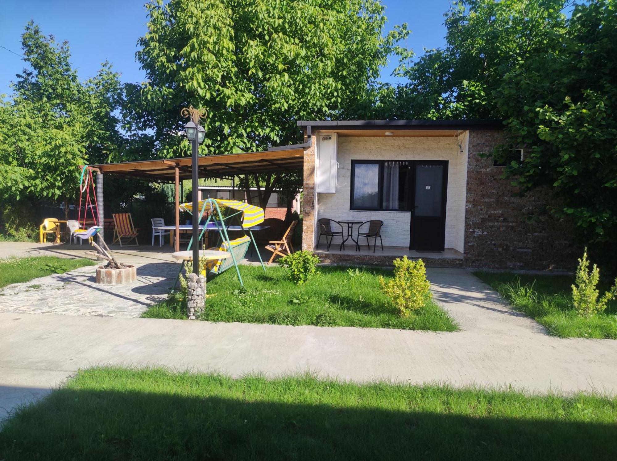 Ananuri Cottages Exterior photo